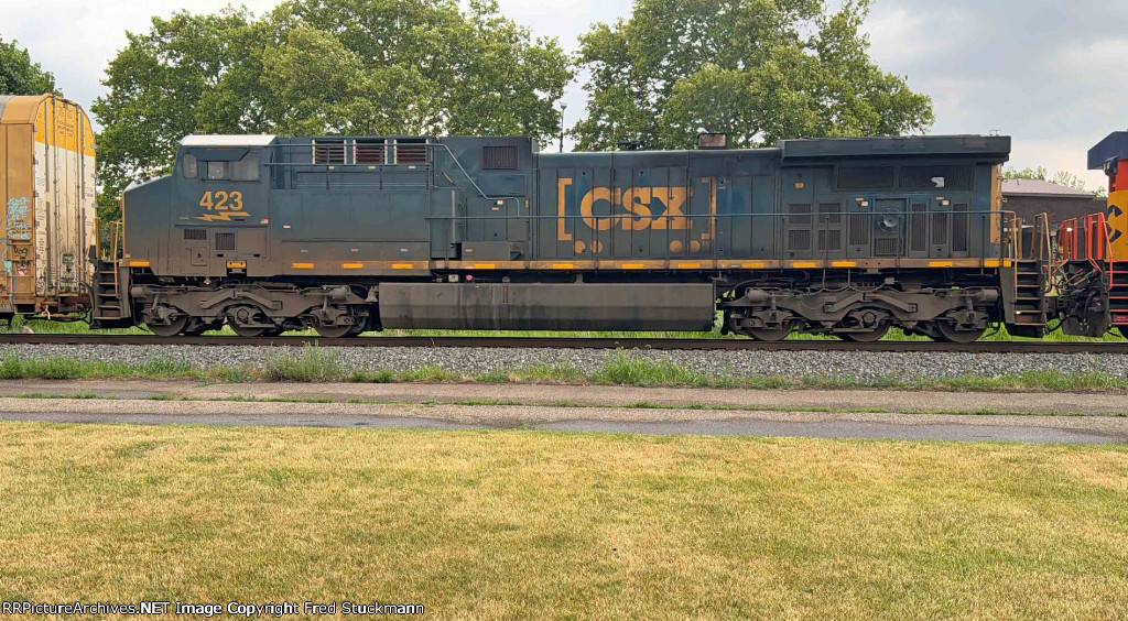 CSX 423